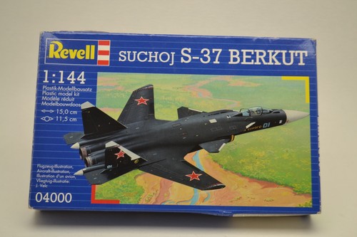 Revell 04000 suchoj 37 - revell,