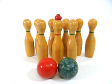 uralt Holzspielzeug Kegel Tischkegel Kugelspiel um 1940/50  Erzgebirge Kugeln