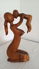 Holzfigur,Figur,Skulptur,Aktfigur,Mutter-Frau mit Kind,Echtholz