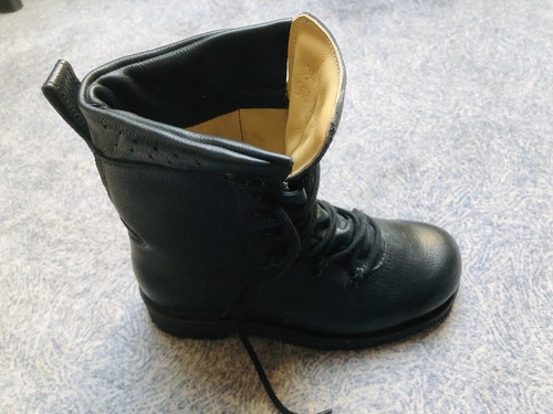 Springerstiefel aus leder - aus,