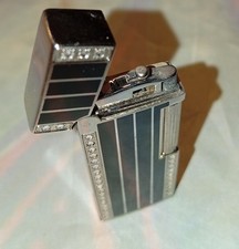 Sarome Swarovski Kristall Sammlerstück Gasfeuerzeug Vintage Emaille Feuerzeug ?