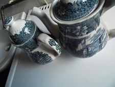 2 Stück Groß + Klein Royal Tudor Kaffeekanne  - Coaching Taverns 1828 Blau-Grün