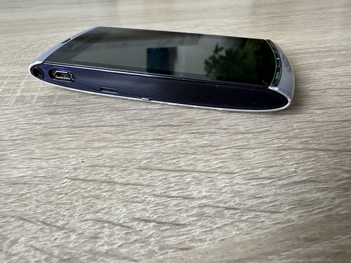 Sony ericsson u5i - ericsson,