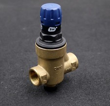 SYR Druckminderer mit Schmutzfänger und einem Manometerstutzen G1/4" DN15