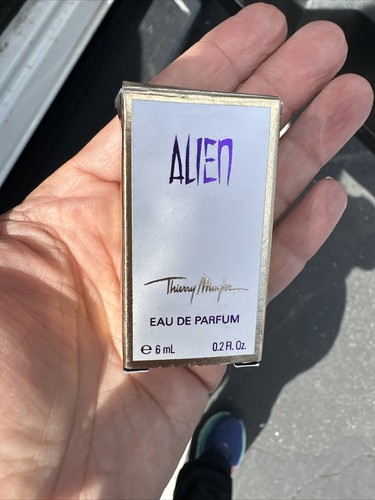 Alien thierry mugler 0 2 - alien,