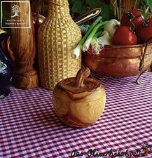 Apfel-Dose aus Olivenholz