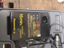 Panasonic Akkuschrauber EY6281 , Ladegerät ,2 Akkulampen EY3790 12 V Akku