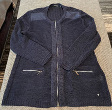 Charles Vögele, Strickjacke