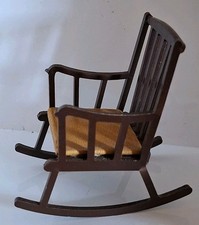 Stuhl Schaukelstuhl braun60er  Puppenstube Puppenhaus 1:12 