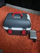 Kühlbox für Auto,  Boot ö.ä. 12Volt, 220V , mit Adapter
