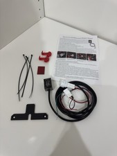 Rote Ganganzeige + Halterung für Yamaha R6 RJ11 RJ15 & R1 RJ12 NEU