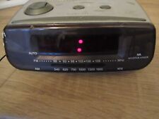 Radiowecker silber Maße ca 14x12x5cm