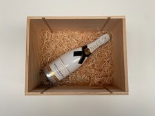 Geschenkset Moet & Chandon ICE Imperial (75cl) in Holzkiste mit Holzwolle