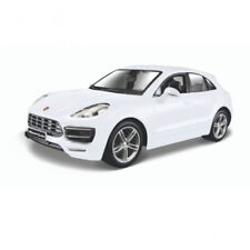 Bburago 18-21077 - Modellauto - Porsche Macan (weiß, Maßstab 1:24) Auto Modell