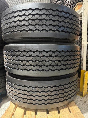 385 r22 runderneuerte lkw - 385/65, r22,5