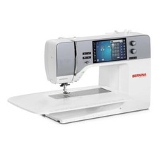 Bernina 735 Näh-und Stickmaschine / Extra großer 7" Farb-Touchscreen Patchwork