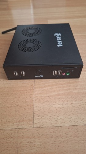 Terra mini desktop - defekt,
