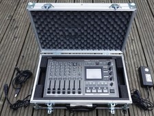 Roland VR-3EX  Audio/Video Mixer mit Transportcase