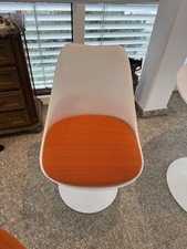 Knoll International Eero