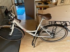 Neues, ungebrauchtes Zündapp Damenfahrrad 28” – Weiß– mit 1 Korb