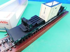 C20 Märklin H0 Güterwagen 4618 Schwerlast Tiefladewagen Kiste Bahia OVP