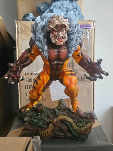 Madx custom sabretooth - sabretooth, 1:4
