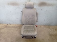 VW TRANSPORTER T5 BUS 1.9 TDI Sitz rechts vorn