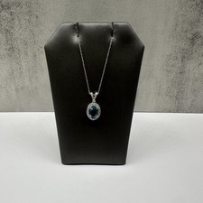 London Blautopas und Diamant Collier in 10kt Weißgold - 7,85x5,8 mm Topas