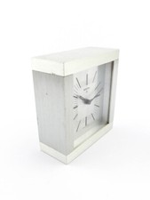 Stylische Swiza Stiluhr Tischuhr Wecker