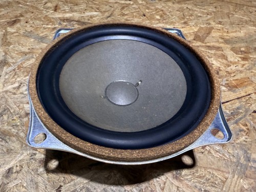 Tieftöner bass - (mitteltöner),
