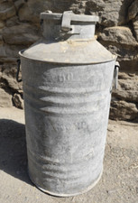 Ölkanne Ölfass Werkstatt Tankstelle Benzin Dapolin ESSO 1930 Öldose Zink Deko