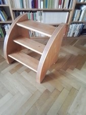 Tritt Designmöbel 3 Stufen aus massivem Holz
