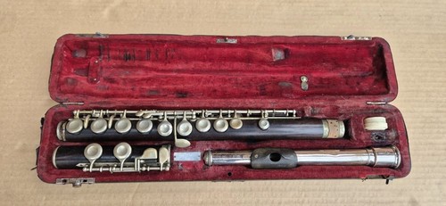 Uebel wooden flute - g.r.,