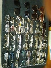 Konvolut 30 Brillengestelle Optikerbrillen- Lesebrillen- Kinderbrillen- 