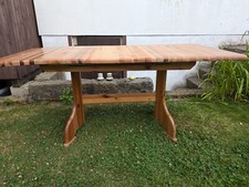 Gartenmöbel: Rustikaler masiver Ausziehtisch Kiefer