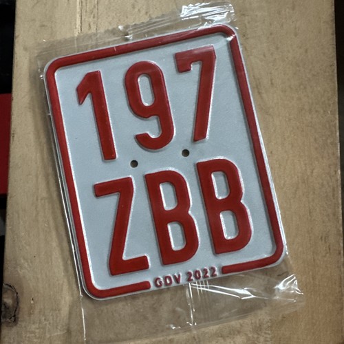 Rotes nummernschild mofa - nummernschild, /