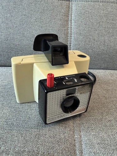 Polaroid land camera - camera, swinger