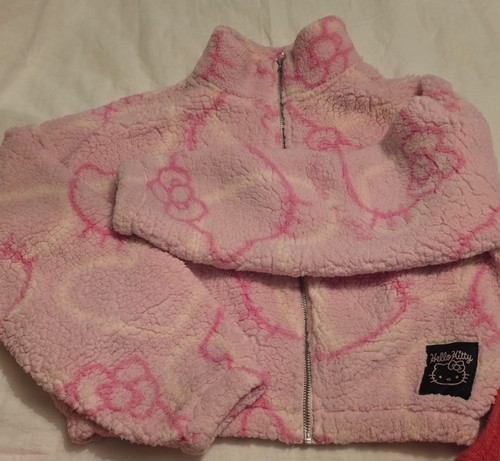 Hello kitty plüschjacke kurz - hello,