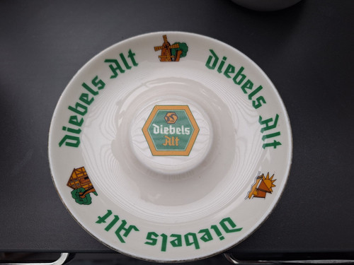 Diebels alt aschenbecher - diebels,