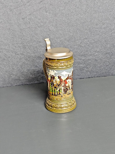 Bierkrug mit zinndeckel - mit,