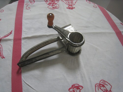 Mouli grater trommelreibe - mouli,