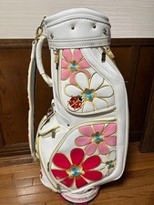 Win-Win Style Floral Print