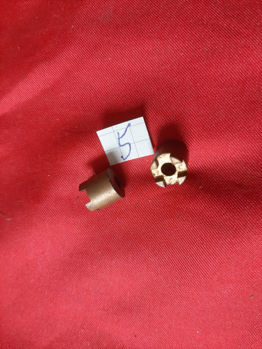 Ersatzteile neuwertig - x,
