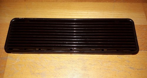 Lautsprecherabdeckung aus - 1,