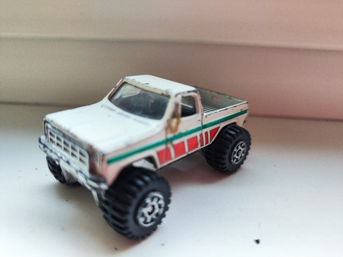 Name 4x4 pick - name,