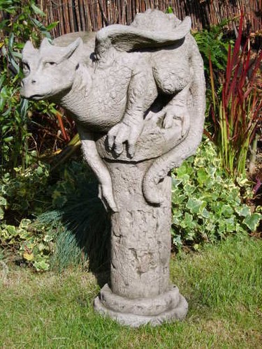 Theron drache säule - drache,