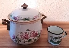 Emaillie Topf und Becher schöne Deko 