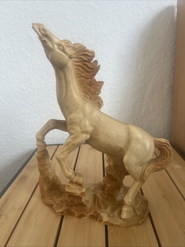Stehendes pferd skulptur - pferd,
