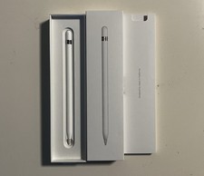 Apple Pencil 1. Gen mit OVP, Ersatzspitze & Lightning Adapter