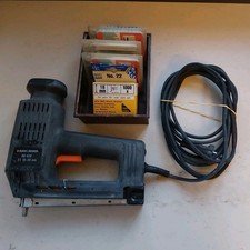 BLACK & DECKER BD 428 TACKER